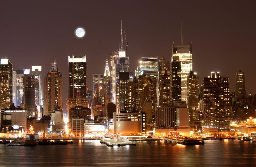 Картина на холсте Луна над причалами Нью-Йорка, арт hd1435101